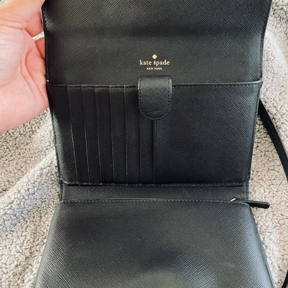 Authentic Kate Spade - Picture 3 of 6